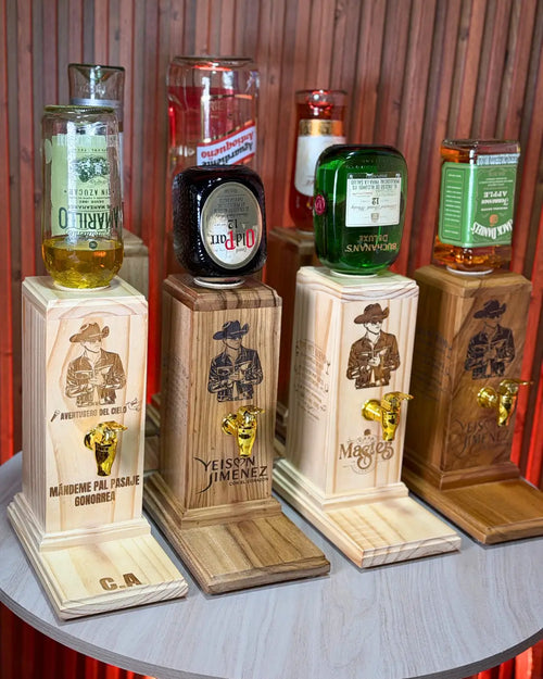 Dispensador de licor tributo Yeisón Jimenez